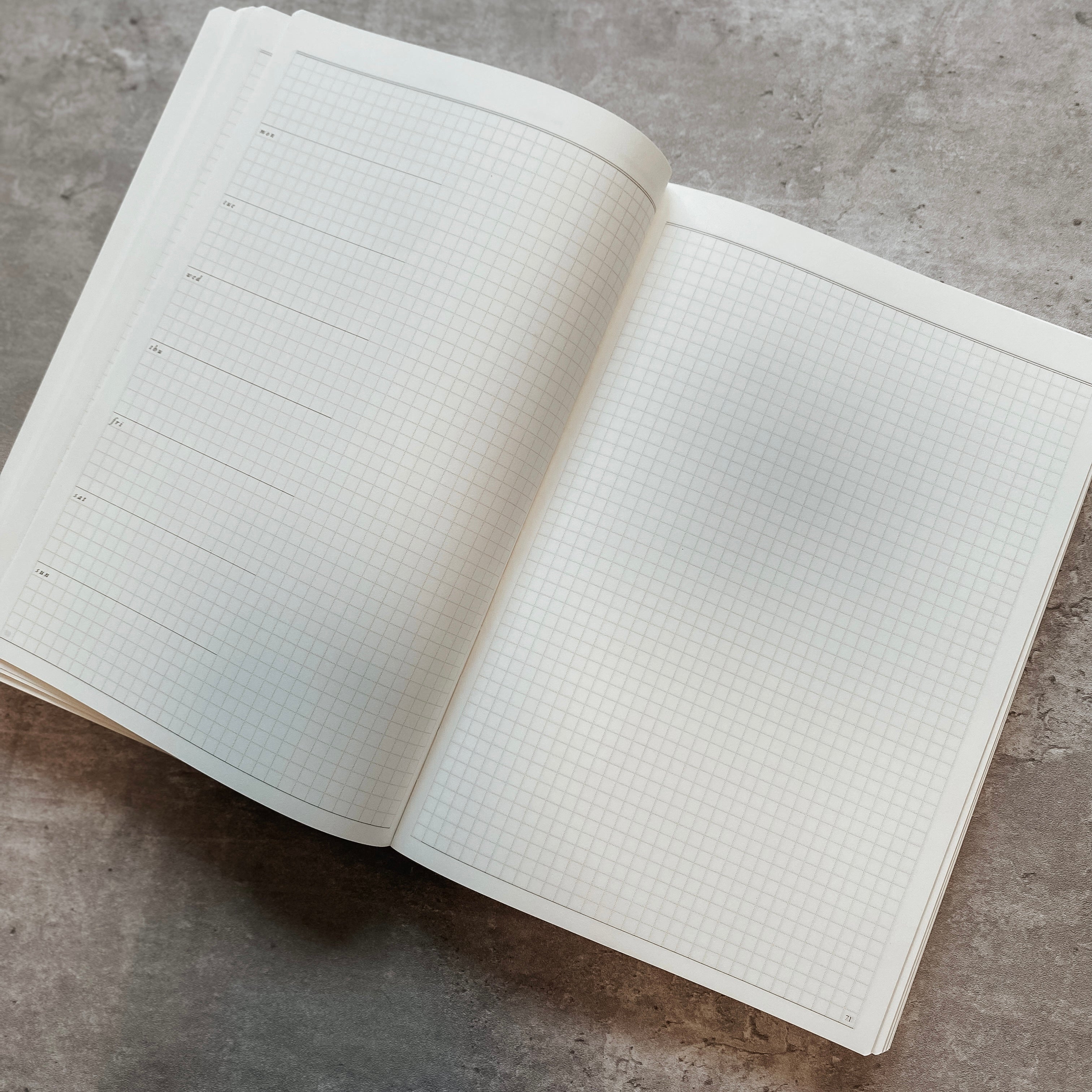 A5 - The Yearly Notebook 2.0 - UNDATED